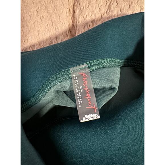 Free People Movement Gigi Cropped Layer Long Sleeve Pullover Sweatshirt Size M - Picture 9 of 10